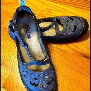 JBU  Shoes size 7